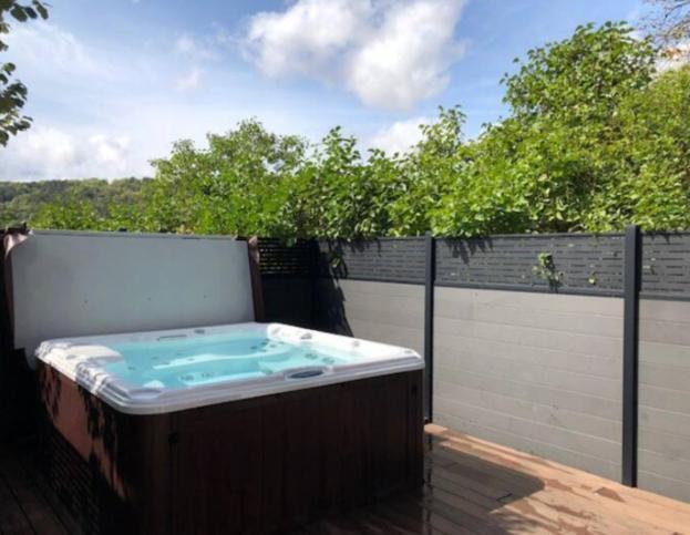 Chambre Avec Acces Jacuzzi Plombieres-les-Dijon Exterior photo